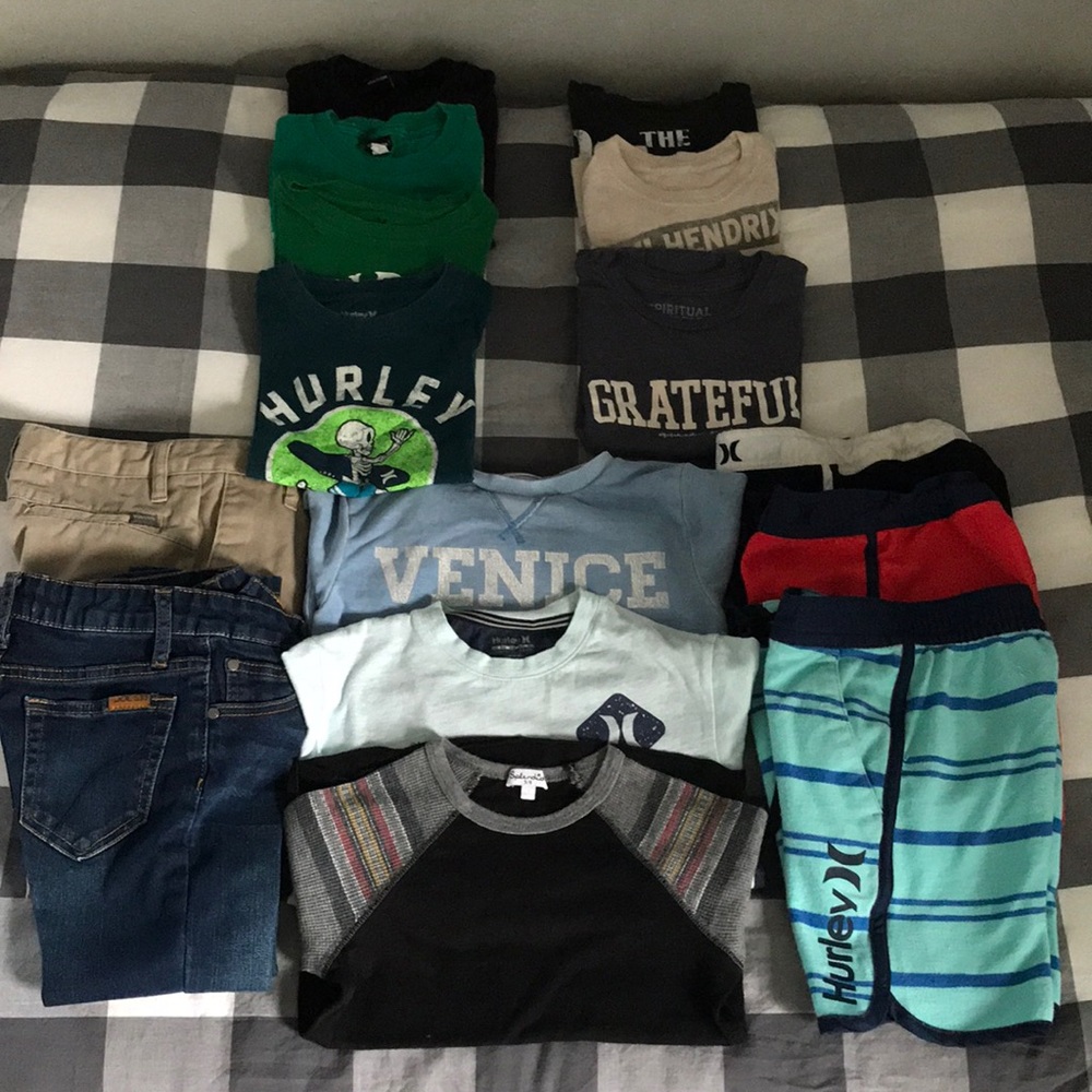 BUNDLED - Name Brand Surfer/Skater Clothing